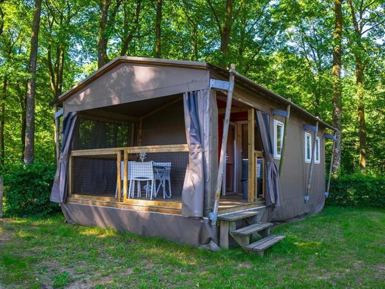 Camping De La Foret Seasonova Sillé-le-Guillaume Zewnętrze zdjęcie